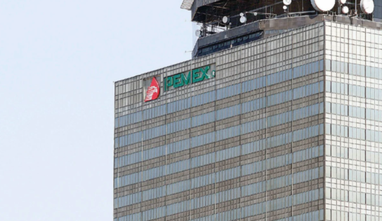 Pemex alerta efecto adverso para deuda