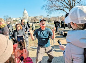 Redes bloquean a Trump hasta concluir traspaso de poder