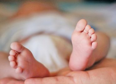Bebé italiana de 40 días en coma tras suministrarle metadona y cocaína