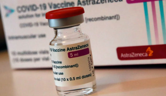 Vacuna de AstraZeneca, entre tropiezos y críticas