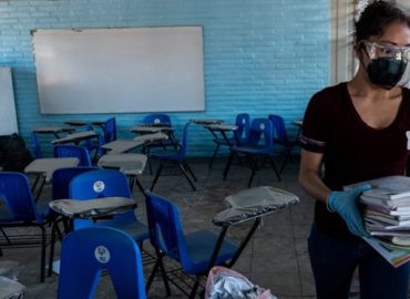 Tras 531 días, estudiantes regresan a la escuela