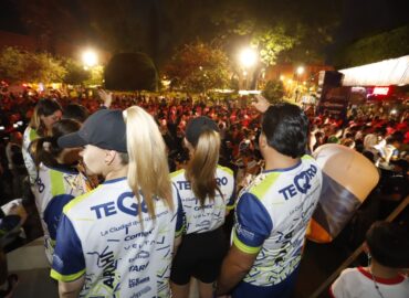 Más de 15 mil personas disfrutaron en familia la Carrera Nocturna