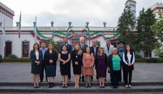 Con hechos transformamos El Marqués: Enrique Vega Carriles