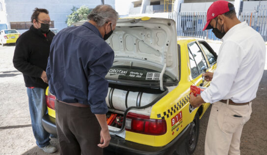 Refrendo digital y descuento del 90% para taxistas del estado: IQT