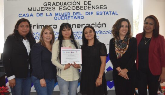 SE GRADUAN MUJERES ESCOBEDENSES