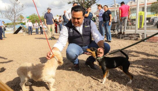 Entrega Luis Nava el nuevo Parque Canino en avenida del Parque