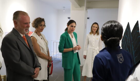 Trajes típicos y danzas tradicionales de Querétaro engalanan a la CDMX