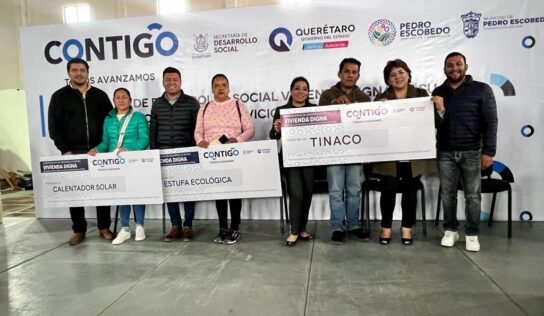 ENTREGA DE APOYOS DEL SUBPROGRAMA “VIVIENDA DIGNA” EN PEDRO ESCOBEDO