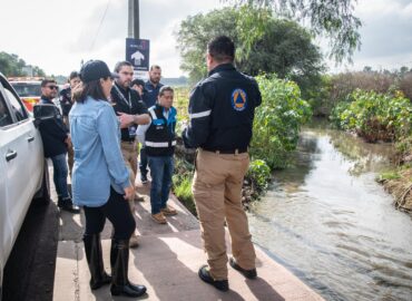 Claudia Martínez realiza recorrido para supervisar zonas vulnerables por lluvias en El Marqués