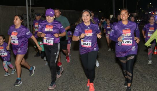 En El Marqués, Claudia Martínez premia a ganadores de la “2a. Carrera por las mujeres y los que aman a las mujeres”