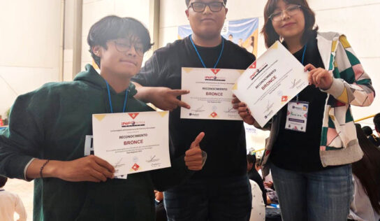 Clasifican estudiantes de COBAQ INFOMATRIX 2025