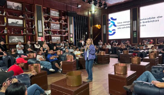 Capacitan a personal de bares y antros para actuar ante riesgos por consumo de alcohol