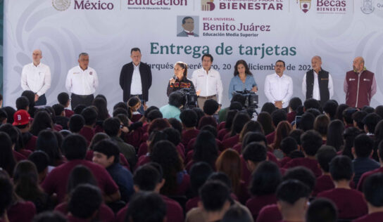 Encabezan Claudia Sheinbaum y Mauricio Kuri entrega de Becas Benito Juárez