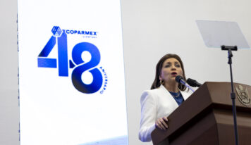 Asiste Gobernador a toma de Compromiso de la COPARMEX Querétaro