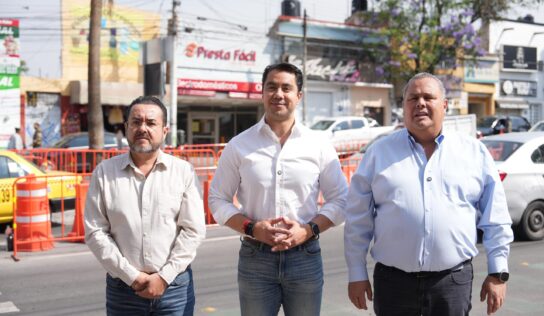 Refuerza  Felifer Macías operativo vial en Corregidora Norte por obra del tren México-Querétaro