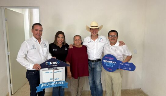 Entrega Rodrigo Monsalvo ampliaciones de vivienda en beneficio de familias marquesinas