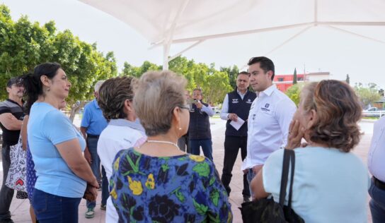 Supervisa Felifer Macías nueva velaria y mejoras en parque de Lomas del Marqués