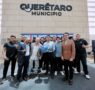 Realiza Felifer Macías encuentro con el equipo profesional de fútbol americano Gallos Negros