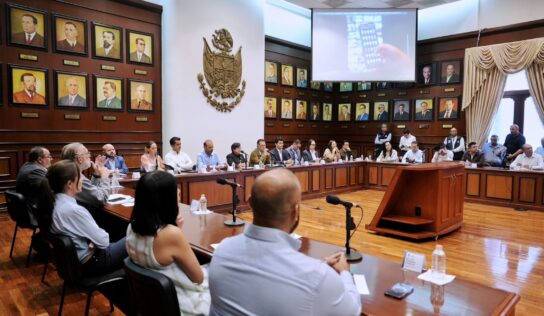 Acude Felifer Macías a la segunda sesión ordinaria del Consejo Estatal contra las Adicciones