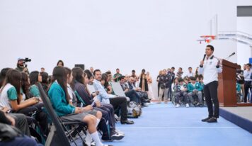 Encabezan Felifer Macías y Mauricio Kuri la entrega del Auditorio en la Escuela Secundaria General No. 4 “Benito Juárez