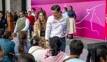 Reconoce Rodrigo Monsalvo la contribución de las mujeres marquesinas al desarrollo de sus comunidades