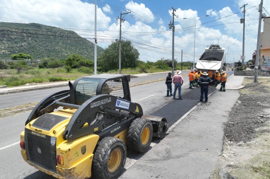 Interviene CEI vialidades del centro de San Juan del Río