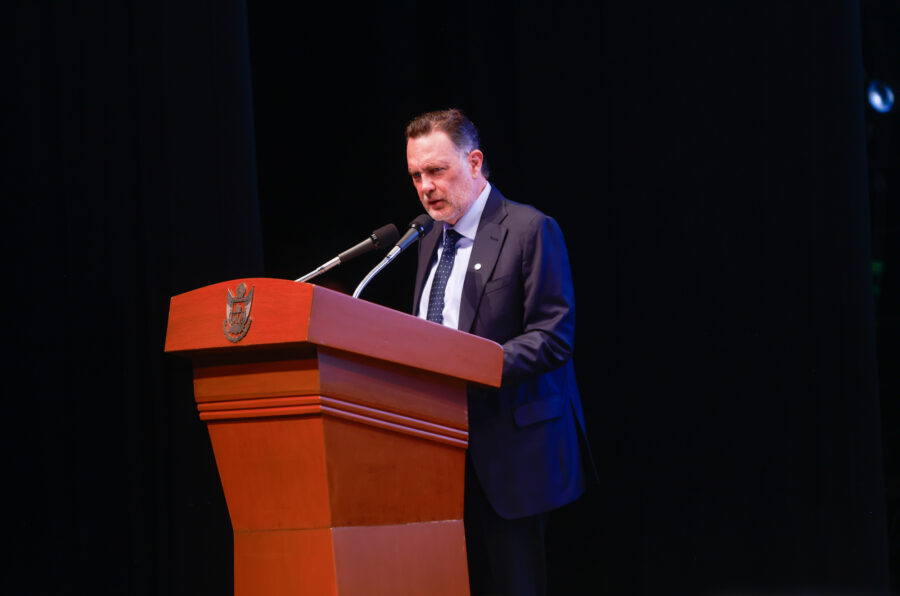 Reconoce Gobernador a las y a los profesionistas del año 2025