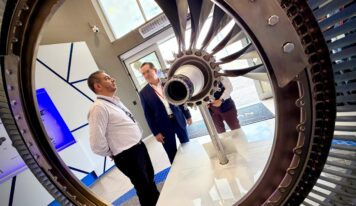 Capacita UTEQ a personal de Safran en liderazgo y excelencia operativa