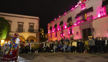 Inauguran autoridades Altar Monumental Guardianes del Patrimonio en Plaza de Armas