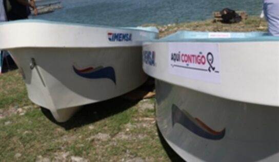 Entrega SEDEA equipo a pescadores de Cadereyta